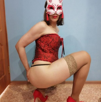 Проститутка Адриана